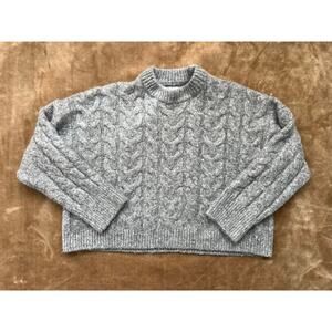 Abercrombie & Fitch Gray Cropped Cable Knit Cozy Sweater‎ Women’s Size Small